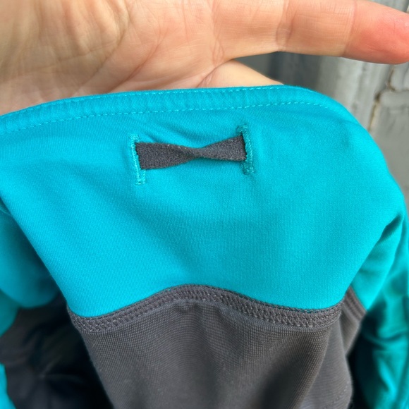 Lululemon Groovy Run Short, size 8 - Picture 10 of 13